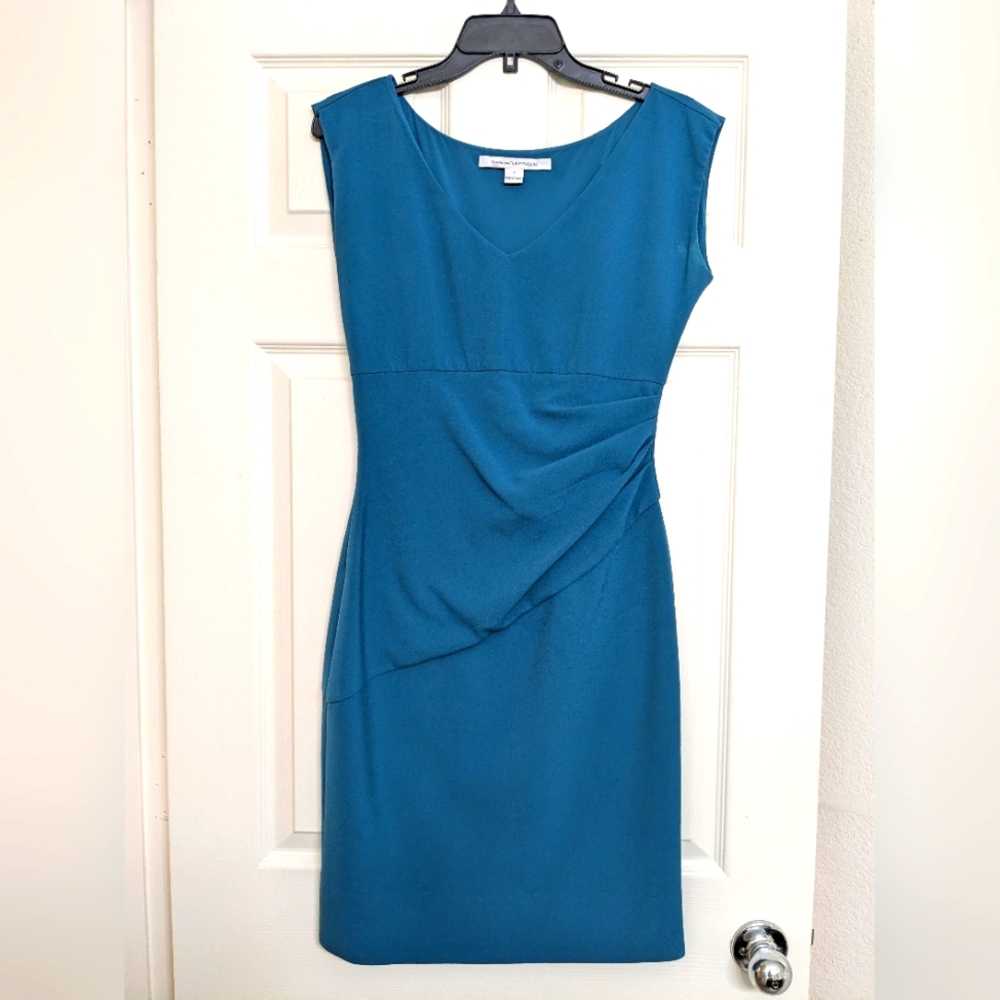 Diane Von Furstenberg Sheath Dress